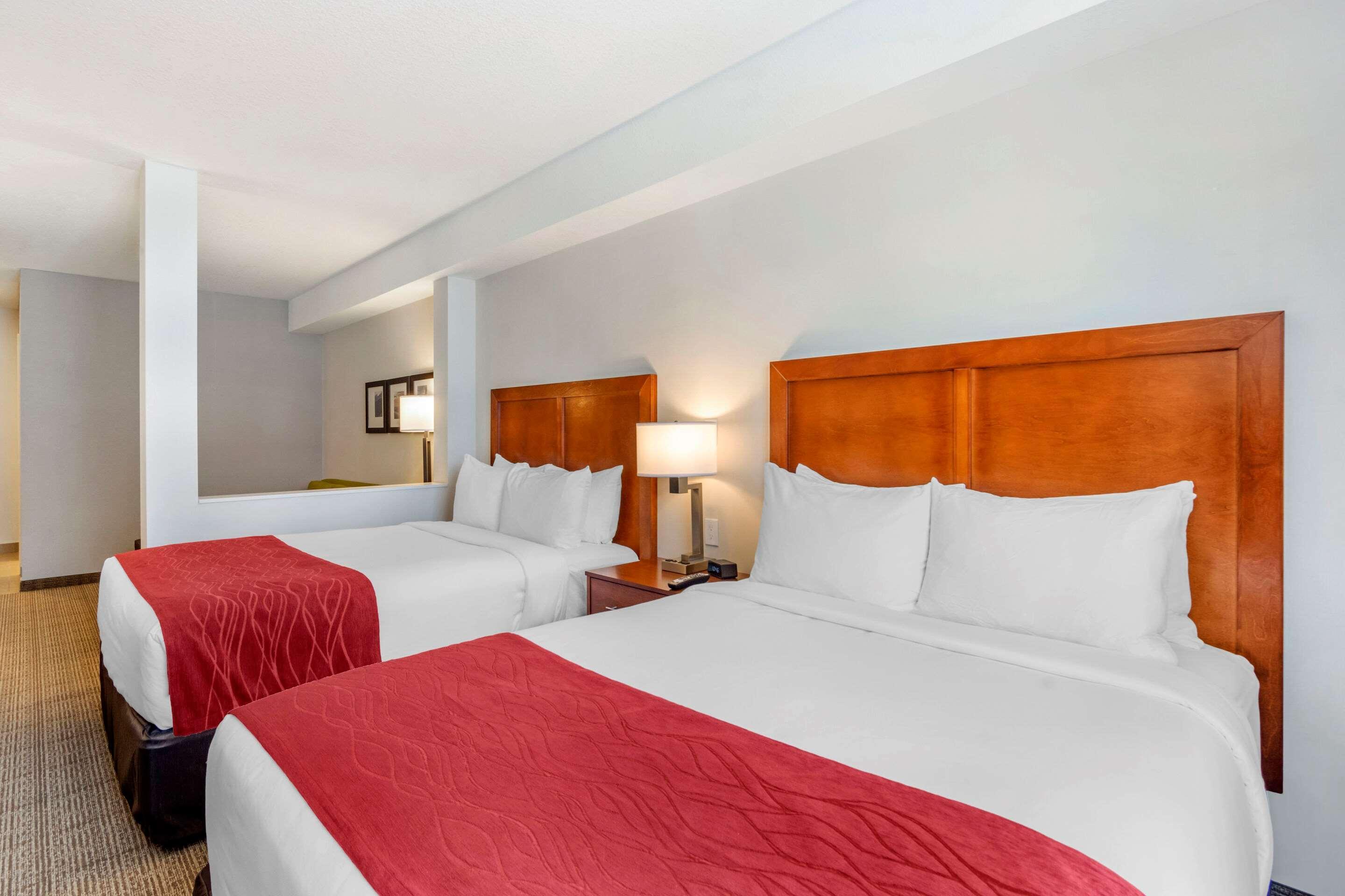 Comfort Inn & Suites Valemount Exterior foto